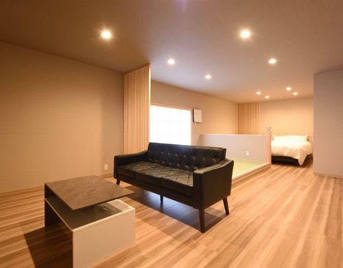 本館2階 201 Semi-suite room