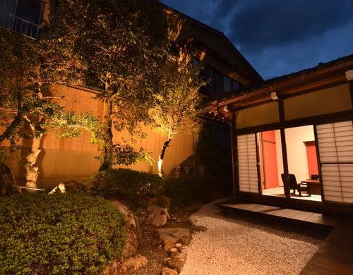 庭園風呂付き、部屋食　離れ　Suite room