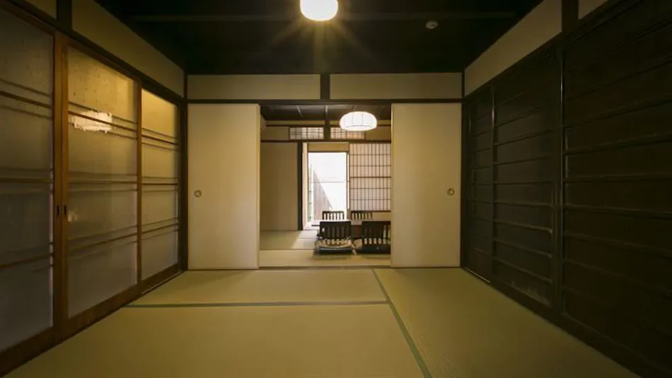 Inn of the Heian Palace