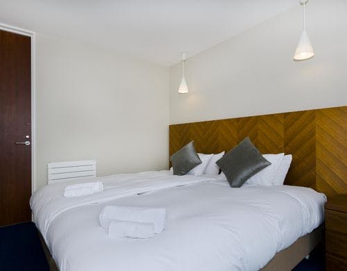 2ベッドルームプレミアム　寝室