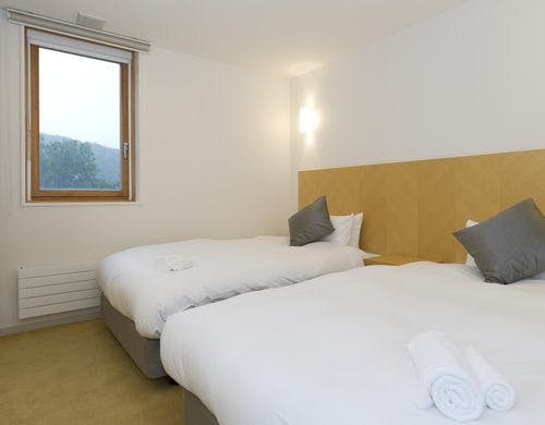 ３ベッドルームデラックス　寝室