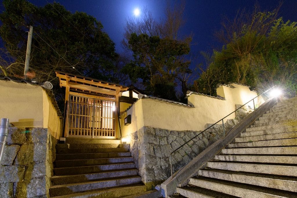 尾道千光寺坂の離菴ふう