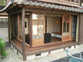 ｍｏｏｎｓ　ｃａｆｅ