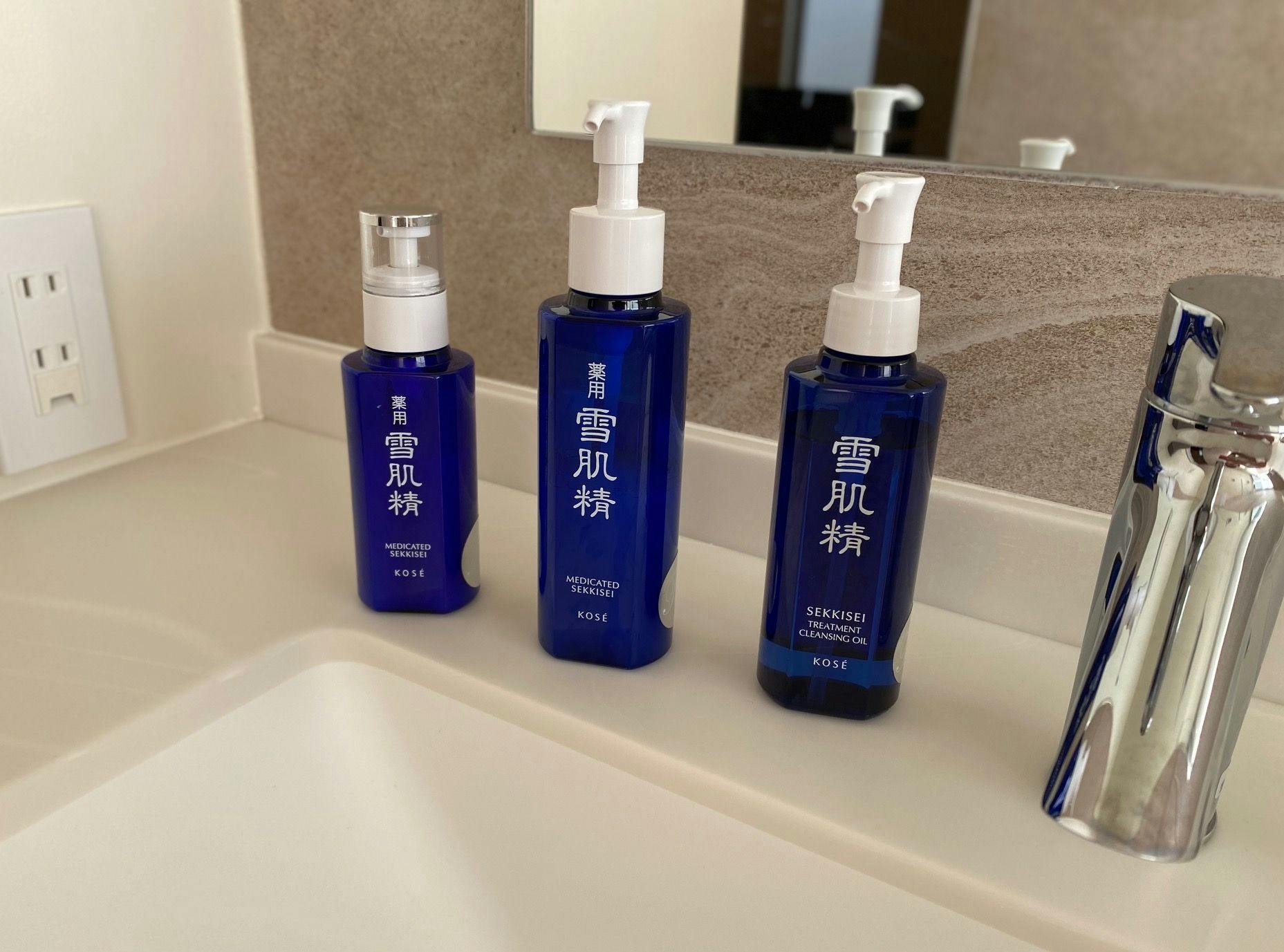 化粧品アメニティ（雪肌精）