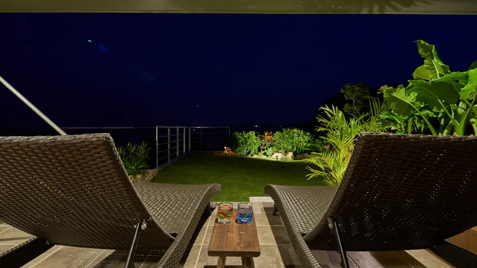 Oceanfront KouriStay