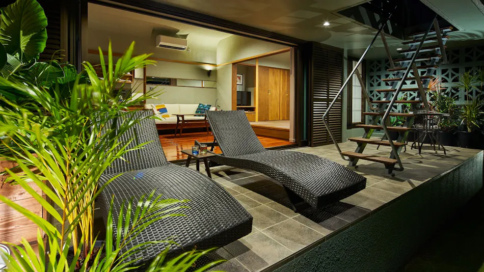 Oceanfront KouriStay