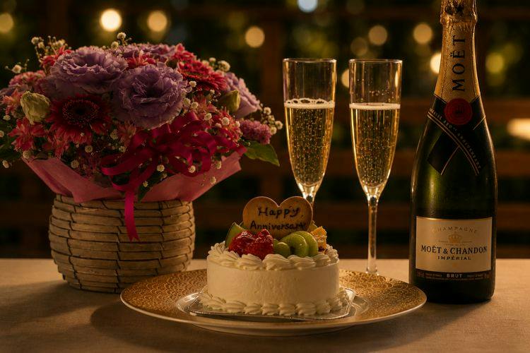 【記念日/お誕生日お祝い】大切な方とのひと時を　ケーキ＆乾杯シャンパンのご用意（夕朝食付）