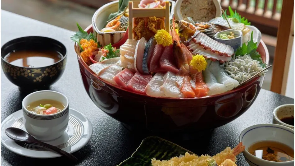 "Wakasa-Obama Historic Townscape: Whole House Rental Traditional Japanese Inn 'Obama Machiya Stay'"