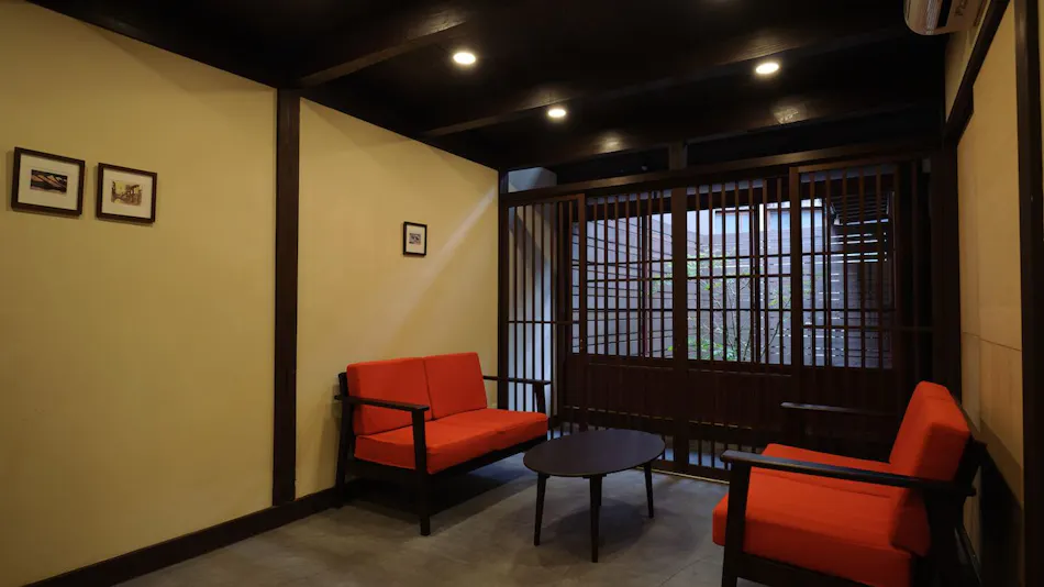 "Wakasa-Obama Historic Townscape: Whole House Rental Traditional Japanese Inn 'Obama Machiya Stay'"