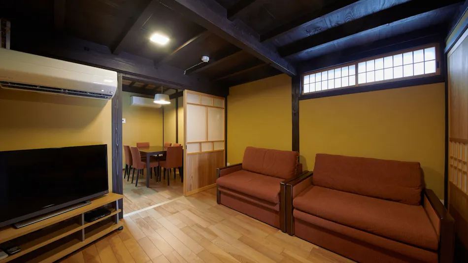 "Wakasa-Obama Historic Townscape: Whole House Rental Traditional Japanese Inn 'Obama Machiya Stay'"