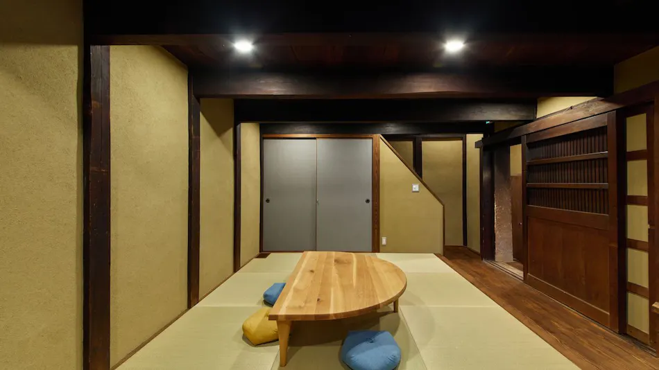 "Wakasa-Obama Historic Townscape: Whole House Rental Traditional Japanese Inn 'Obama Machiya Stay'"
