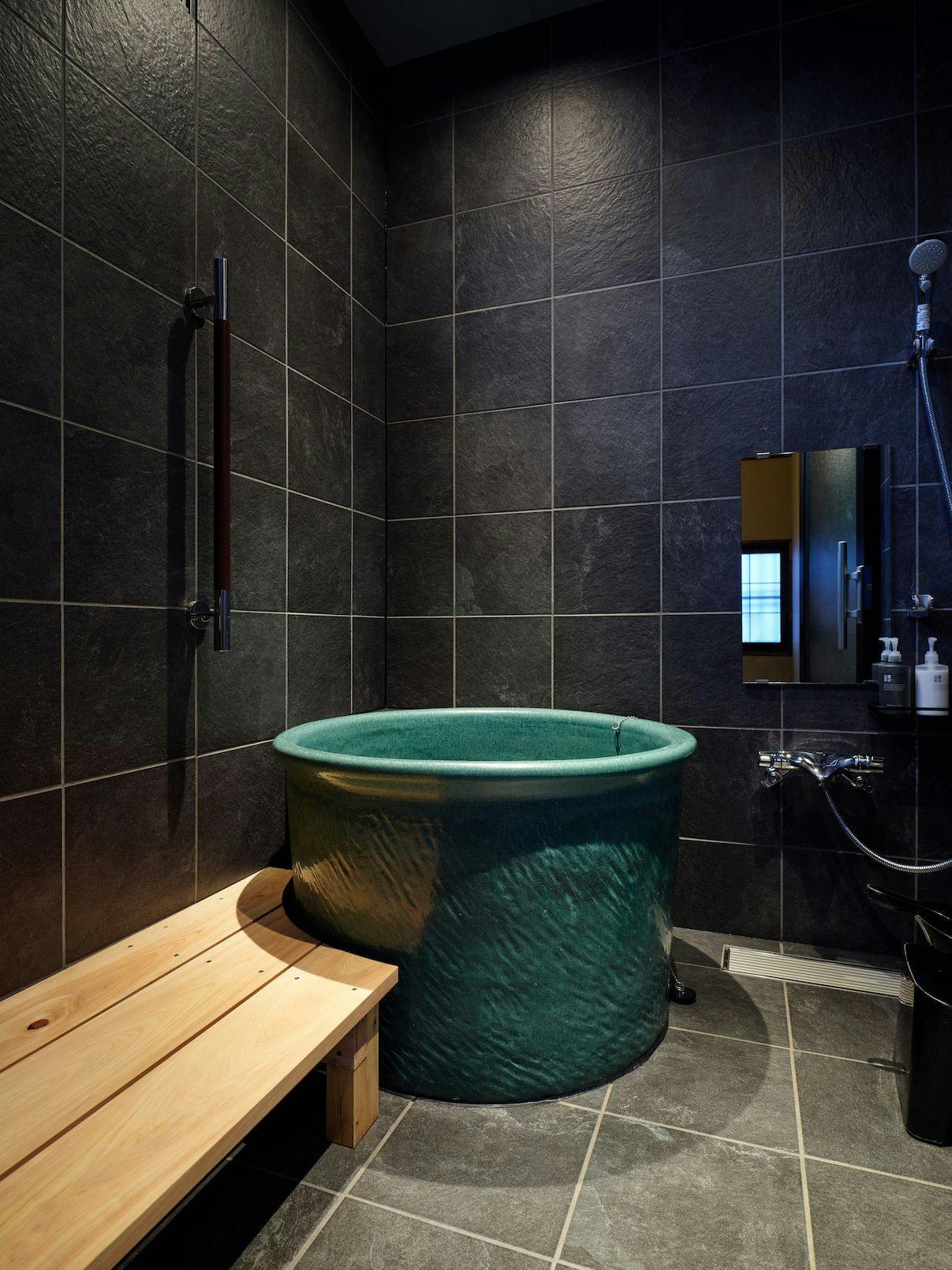 丹後街道つだ蔵棟バスルーム