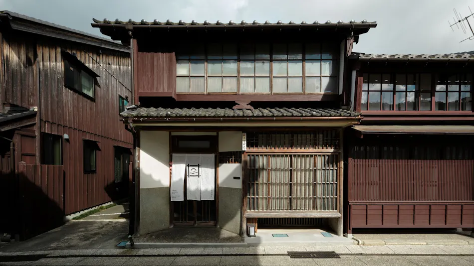 "Wakasa-Obama Historic Townscape: Whole House Rental Traditional Japanese Inn 'Obama Machiya Stay'"