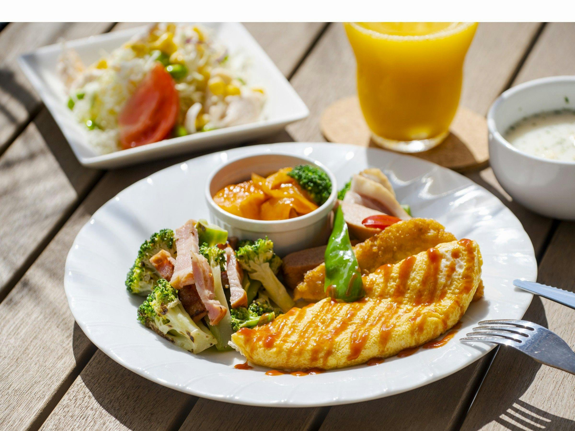 ท่านสามารถเลือกอาหารเช้าแบบญี่ปุ่นหรือแบบตะวันตกได้