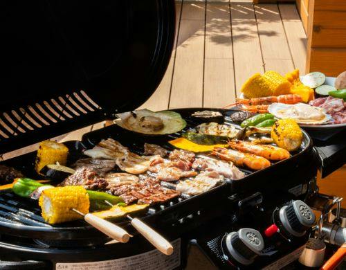手ぶらでOK！テラスでプライベートBBQ