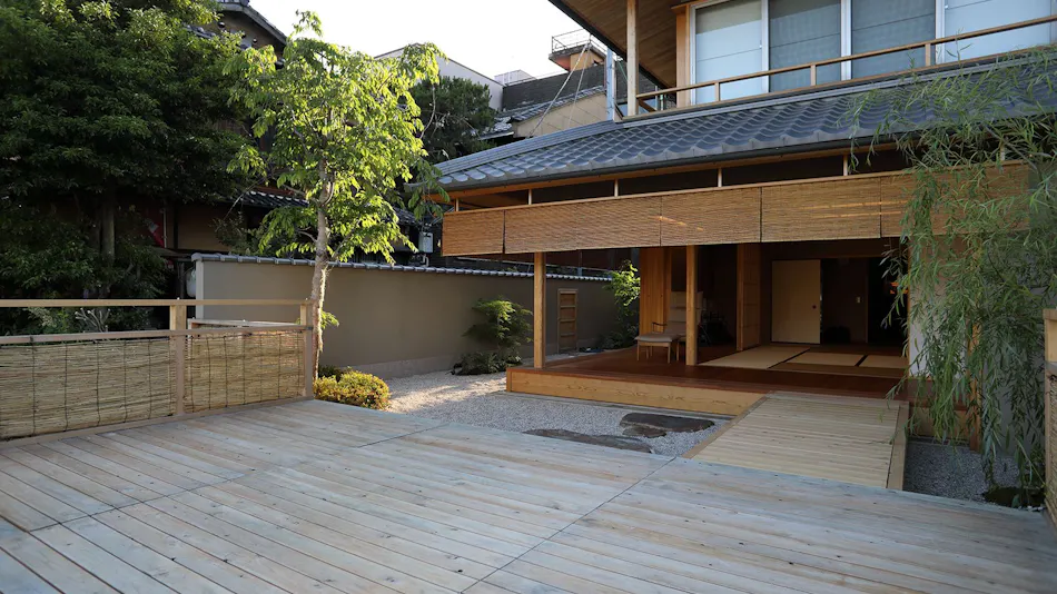 Maru Izumiya-cho