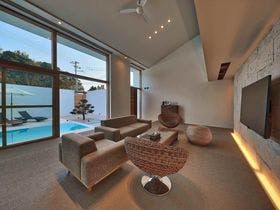Ｖｉｌｌａ　ｄｅ　ＦＬＵＥＲ　Ｓｅｃｒｅｔ　Ｖｉｌｌａｓ
