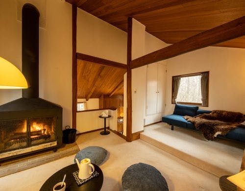 リビング　暖炉