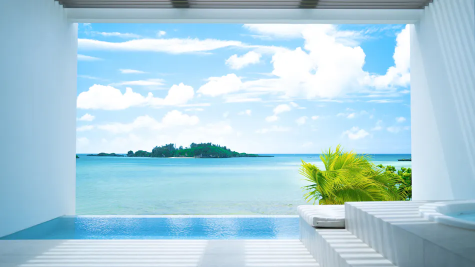 VILLA VALIOSA ON THE BEACH
