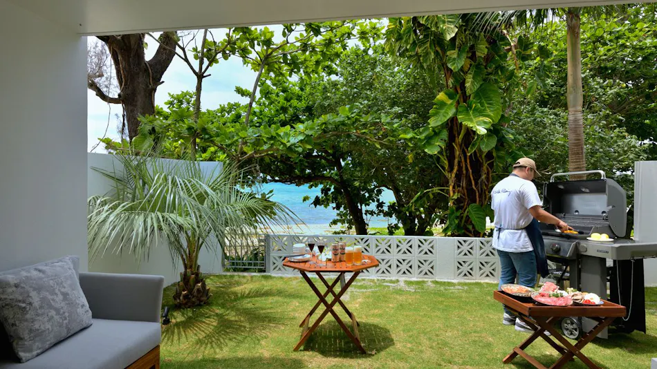 VILLA VALIOSA ON THE BEACH