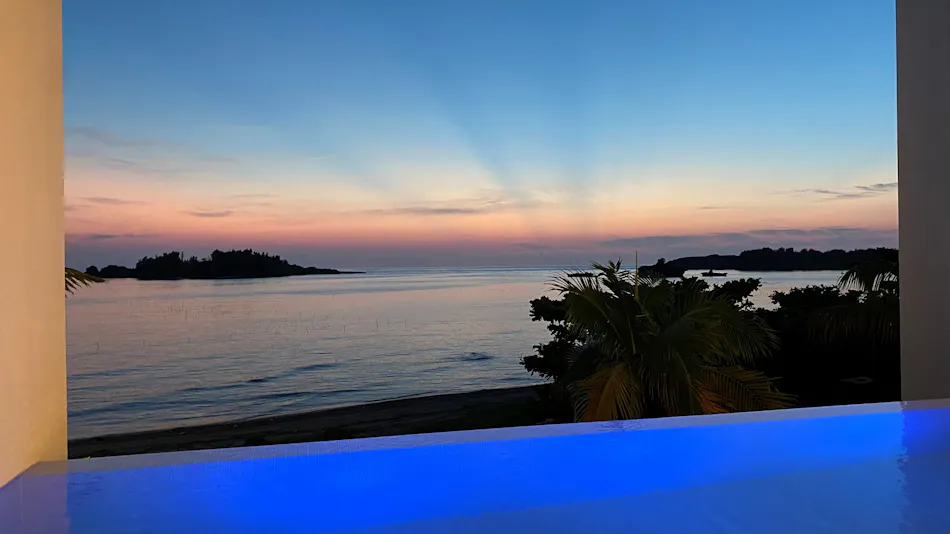 VILLA VALIOSA ON THE BEACH