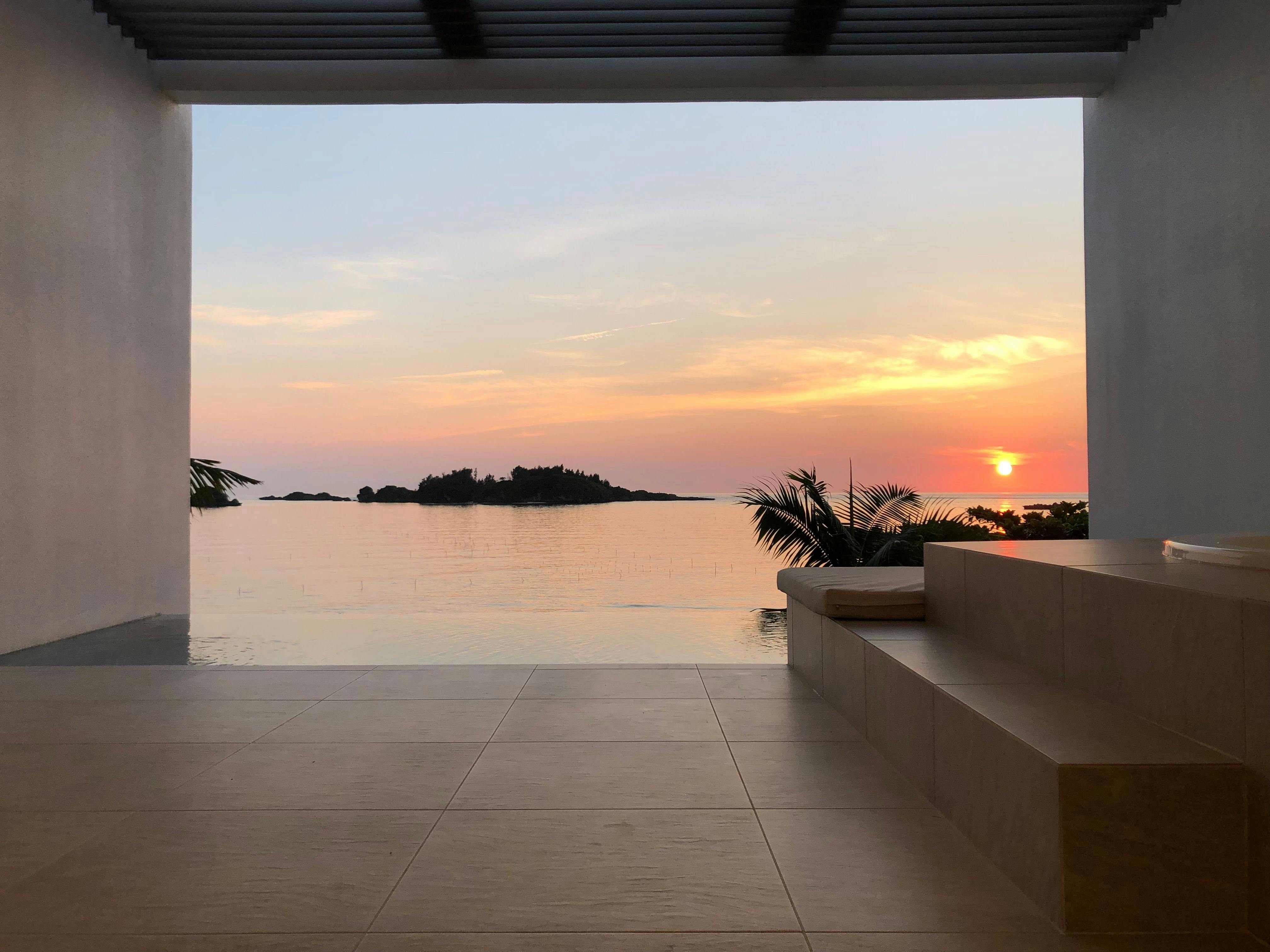 VILLA VALIOSA ON THE BEACH