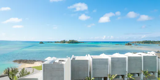 VILLA VALIOSA ON THE BEACH