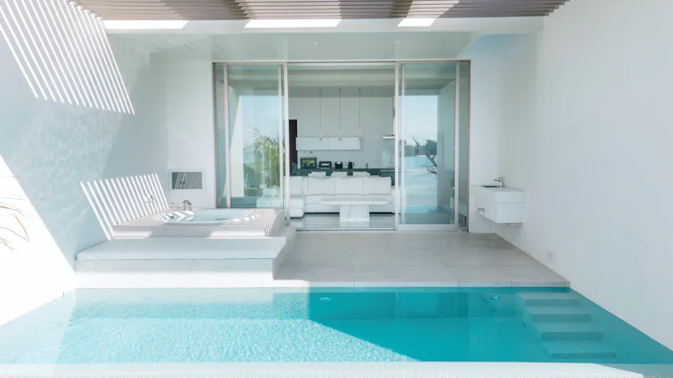 VILLA VALIOSA ON THE BEACH