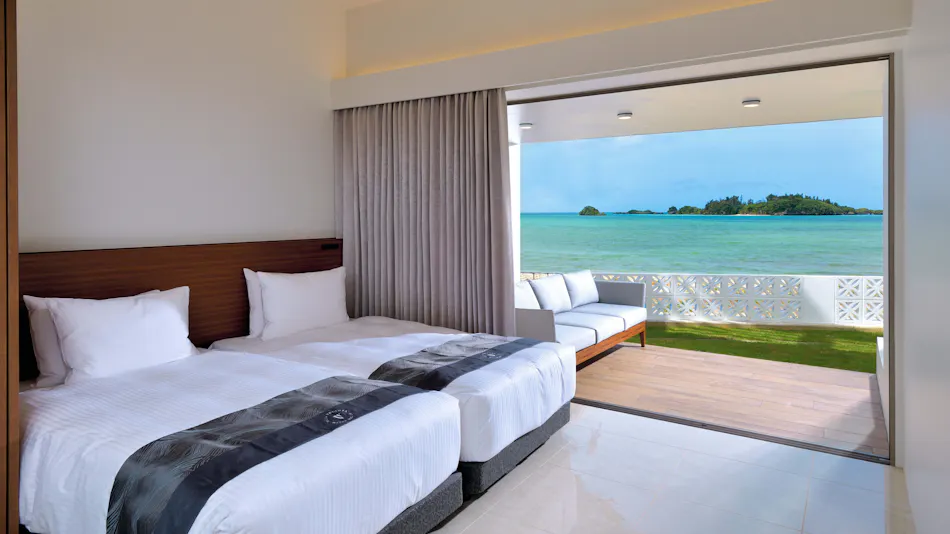 VILLA VALIOSA ON THE BEACH
