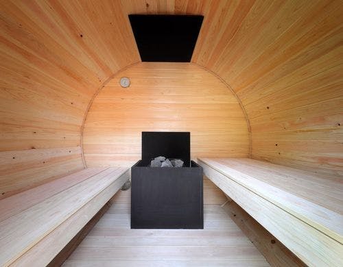 バレルサウナ内