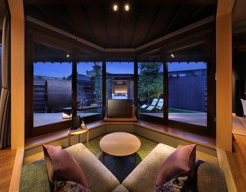 セミダブルのフランスベッド