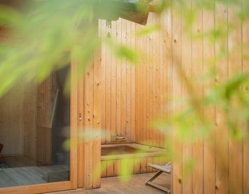 サウナテラス