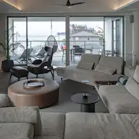 โซฟาหรูหราที่สุดของ Molteni