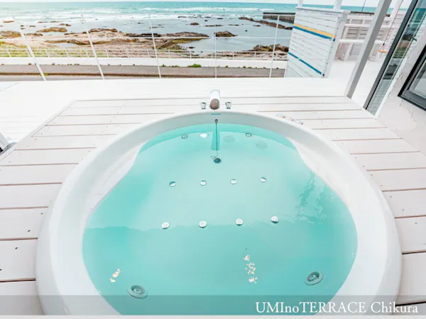 【UMInoTERRACE Chikura】展望ジャグジー