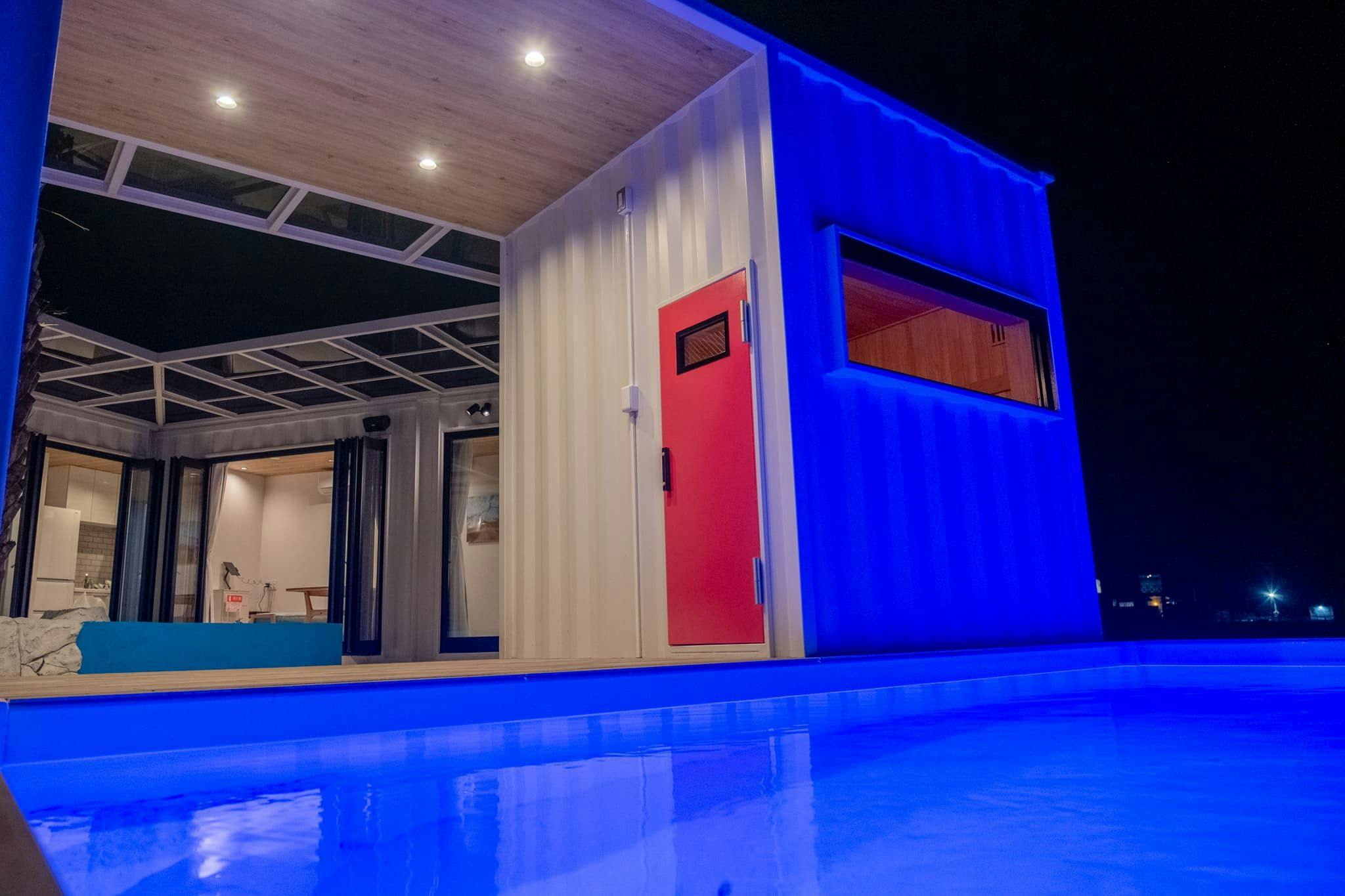 【UMInoTERRACE Hanare】สระว่ายน้ำ