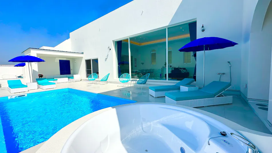 THE VILLA -SANTORINI AWAJI-