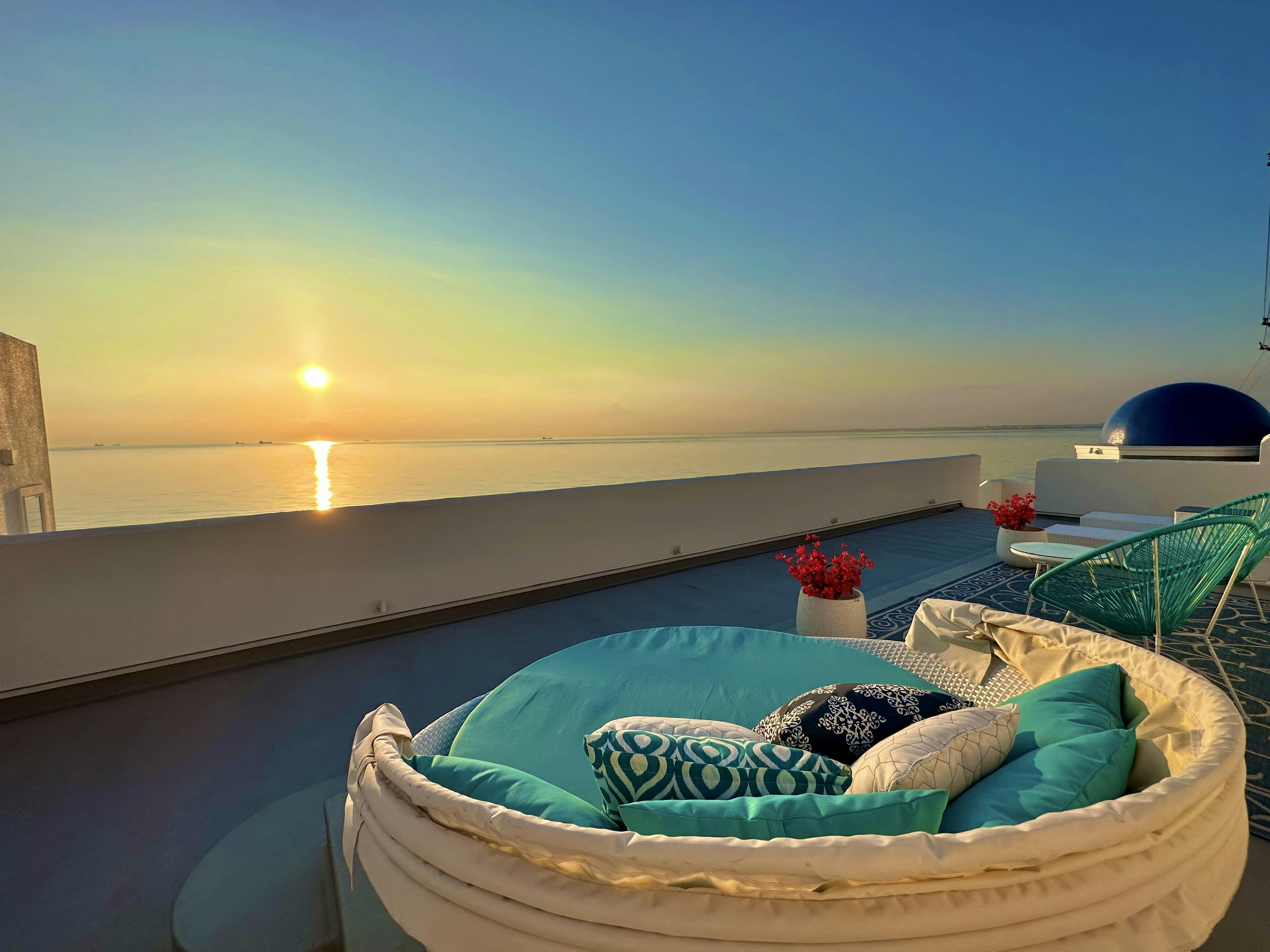 THE VILLA -SANTORINI AWAJI-