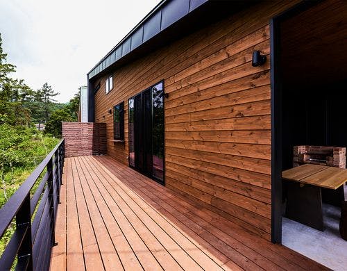 ウッドデッキ
