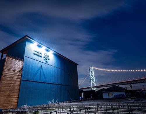 auberge碧と明石海峡大橋のライトアップ