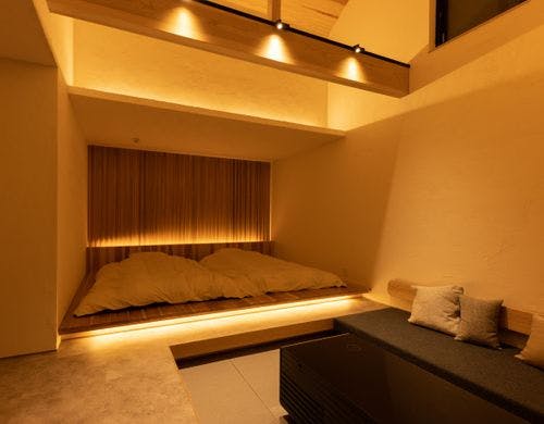 貸切のコテージで寛ぎの空間を