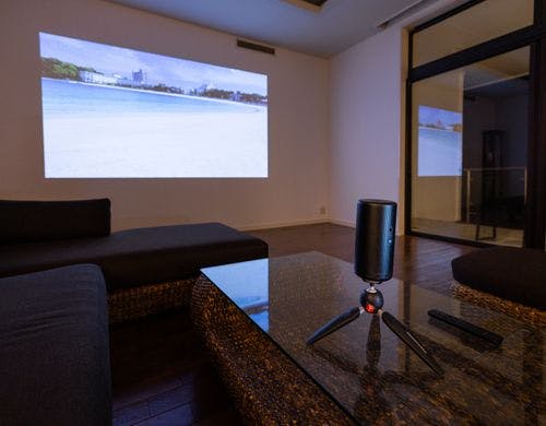 プロジェクター