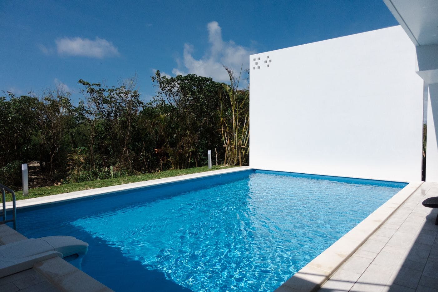 สระว่ายน้ำส่วนตัว