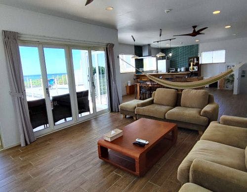 オーシャンビューリビング