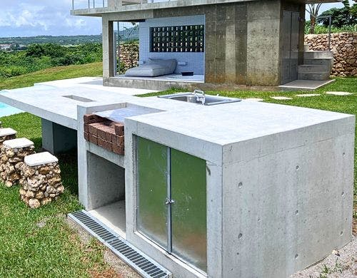 広々としたバーベキュー設備