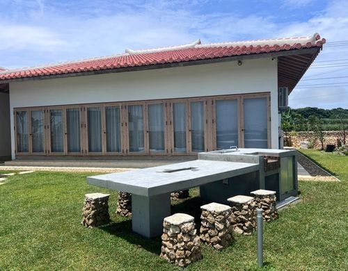 家族や友人と楽しめるバーベキューエリア