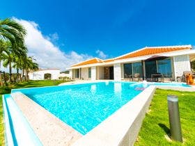 石垣島　ザ　ミヤラガーデン(ＴＨＥ　ＭＩＹＡＲＡＧＡＲＤＥＮ)