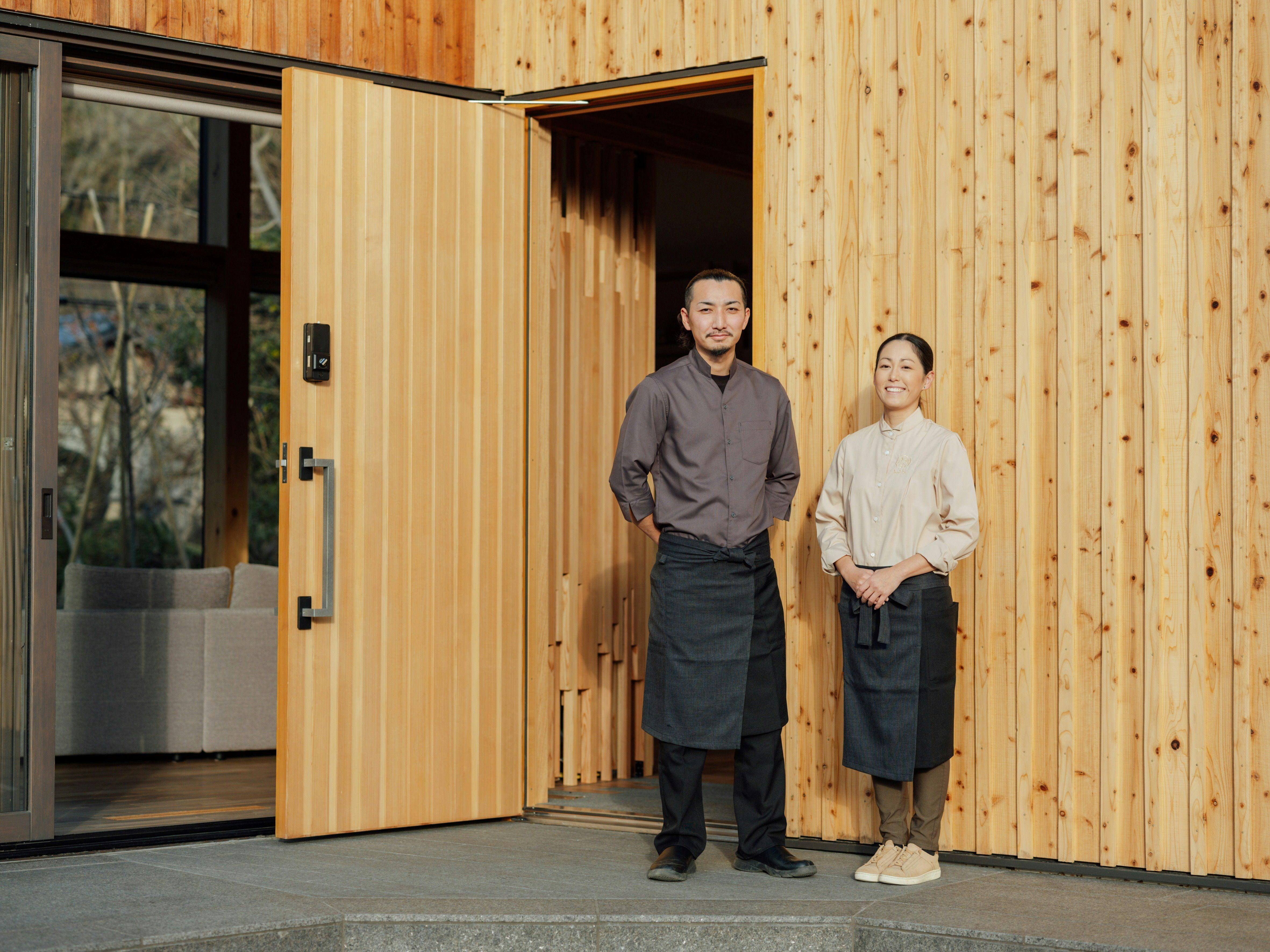 支配人兼料理人夫妻