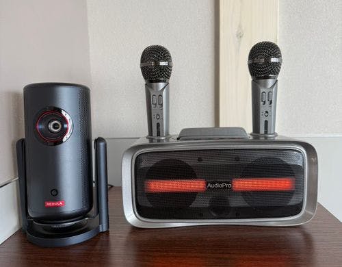 カラオケ&プロジェクター