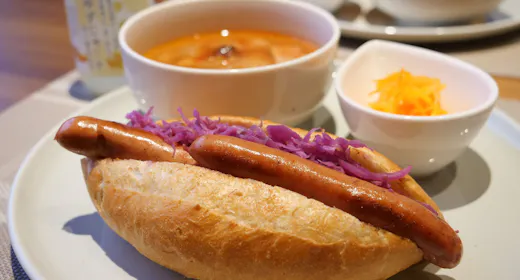 【朝食ミールキット付】コンテナサウナ天然地下水風呂付き1棟貸切プラン(屋根付きBBQ場・ピザ窯付き)