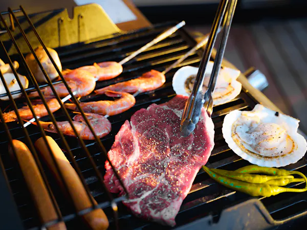緑あふれるテラスで、美味しいBBQ
